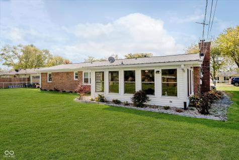 2140 S Fairview Drive Shelbyville IN 46176