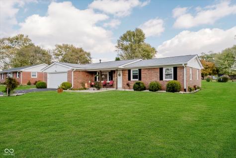2140 S Fairview Drive Shelbyville IN 46176