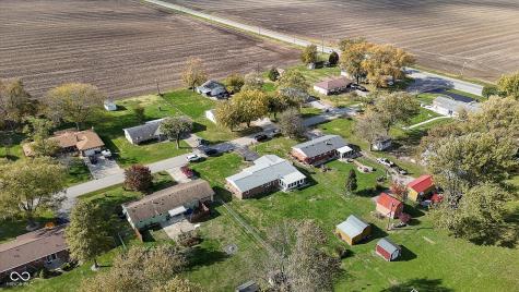 2140 S Fairview Drive Shelbyville IN 46176