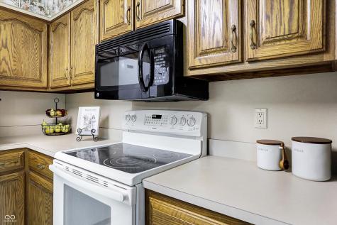 6811 Shalimar Court Indianapolis IN 46214