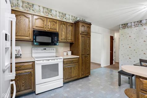 6811 Shalimar Court Indianapolis IN 46214