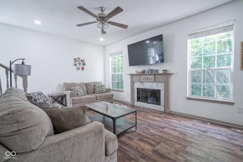 3123 Bretton Court Indianapolis IN 46268