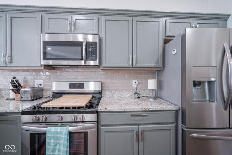 3123 Bretton Court Indianapolis IN 46268