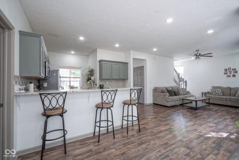 3123 Bretton Court Indianapolis IN 46268