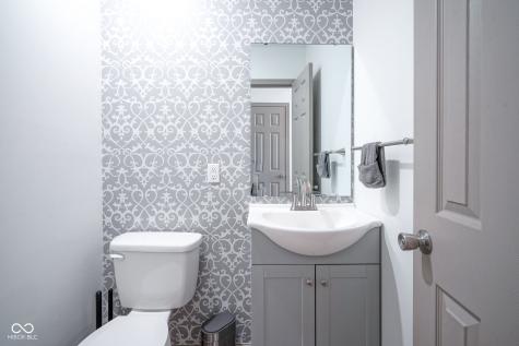 3123 Bretton Court Indianapolis IN 46268
