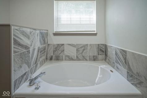 3123 Bretton Court Indianapolis IN 46268