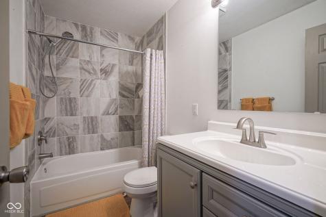 3123 Bretton Court Indianapolis IN 46268