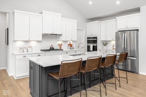 4749 Colchester Circle Avon IN 46123