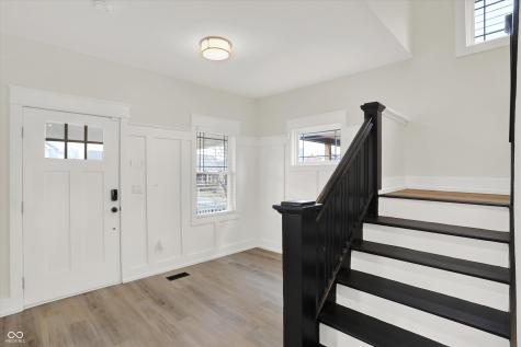 1133 Dawson Street Indianapolis IN 46203