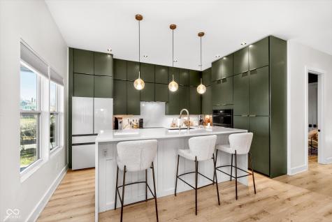 339 W Broadway Street Greenwood IN 46142