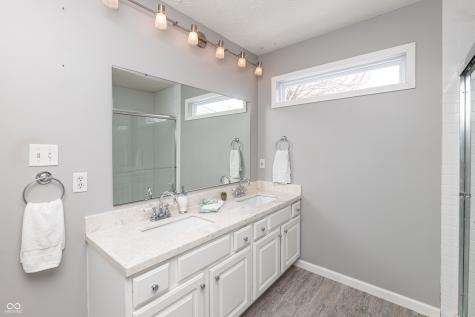 9984 Gentry Drive Fishers IN 46038