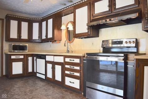 5808 E County Road 150 N Avon IN 46123