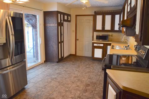 5808 E County Road 150 N Avon IN 46123