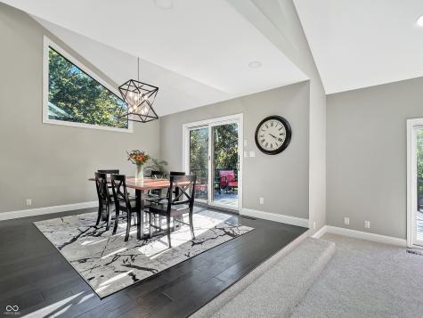 1040 Champion Court Columbus IN 47201