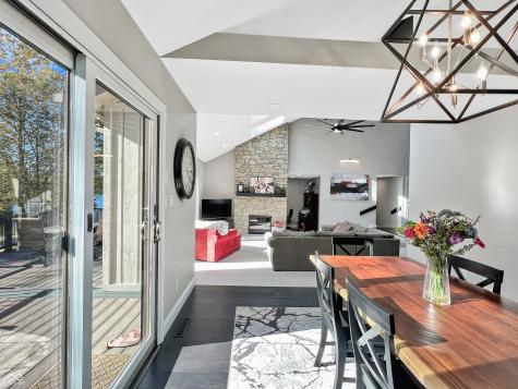 1040 Champion Court Columbus IN 47201