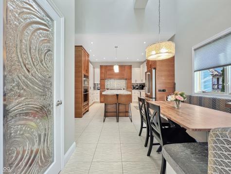 1040 Champion Court Columbus IN 47201