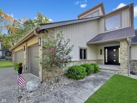 1040 Champion Court Columbus IN 47201