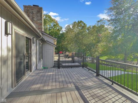 1040 Champion Court Columbus IN 47201