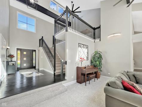 1040 Champion Court Columbus IN 47201