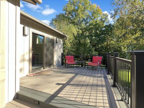 1040 Champion Court Columbus IN 47201