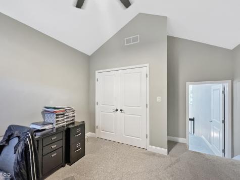 1040 Champion Court Columbus IN 47201