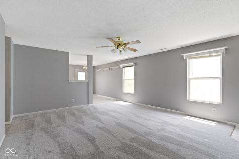 3423 Summer Breeze Circle Indianapolis IN 46239