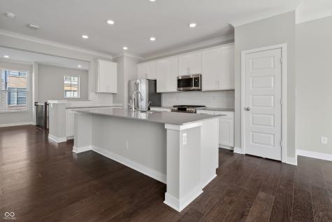 8188 Bostic Court Fishers IN 46038