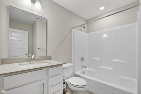 8188 Bostic Court Fishers IN 46038