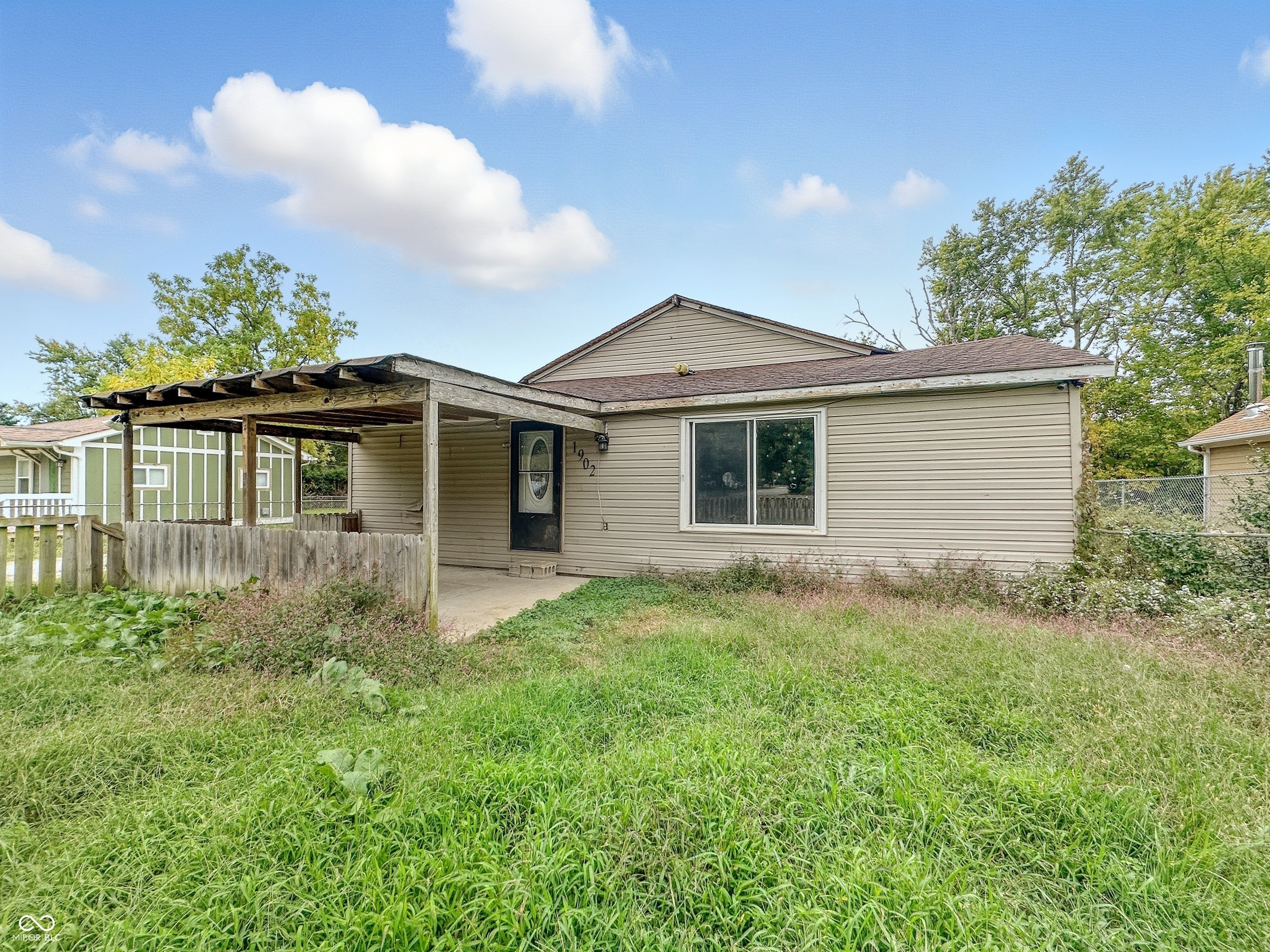 1902 S Grant Avenue Indianapolis IN 46203