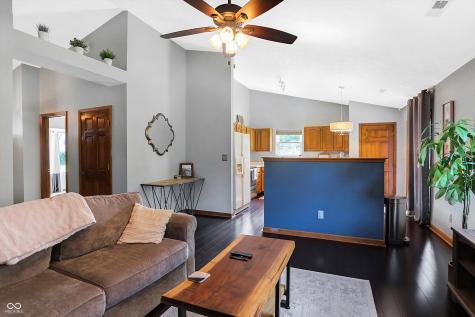 6842 Sextant Drive Indianapolis IN 46260