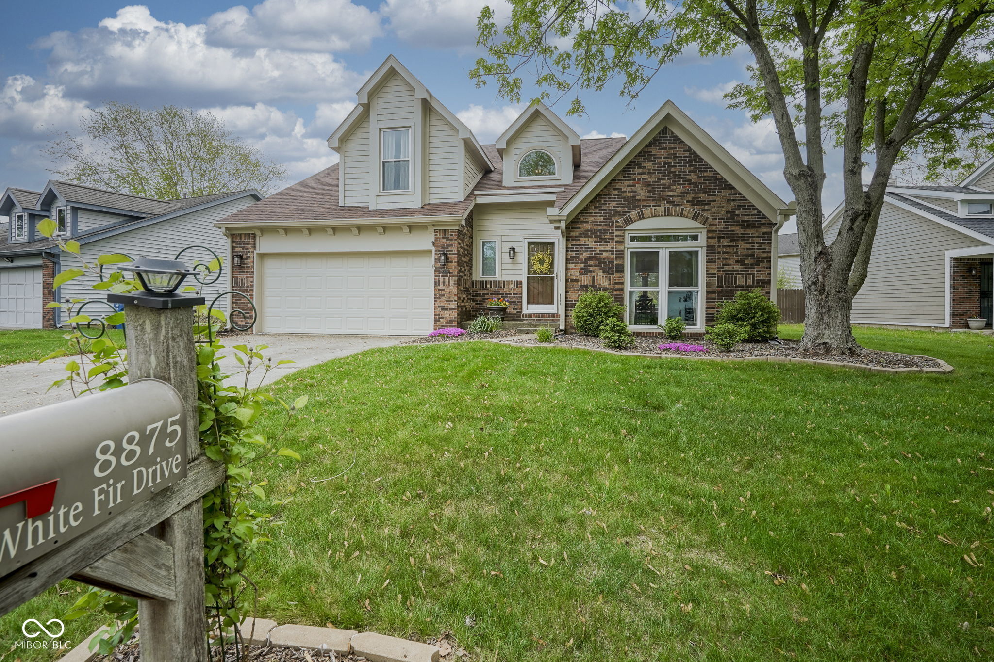 8875 White Fir Drive Indianapolis IN 46256