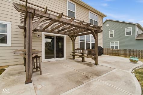 12684 Castle Pine Drive Noblesville IN 46060