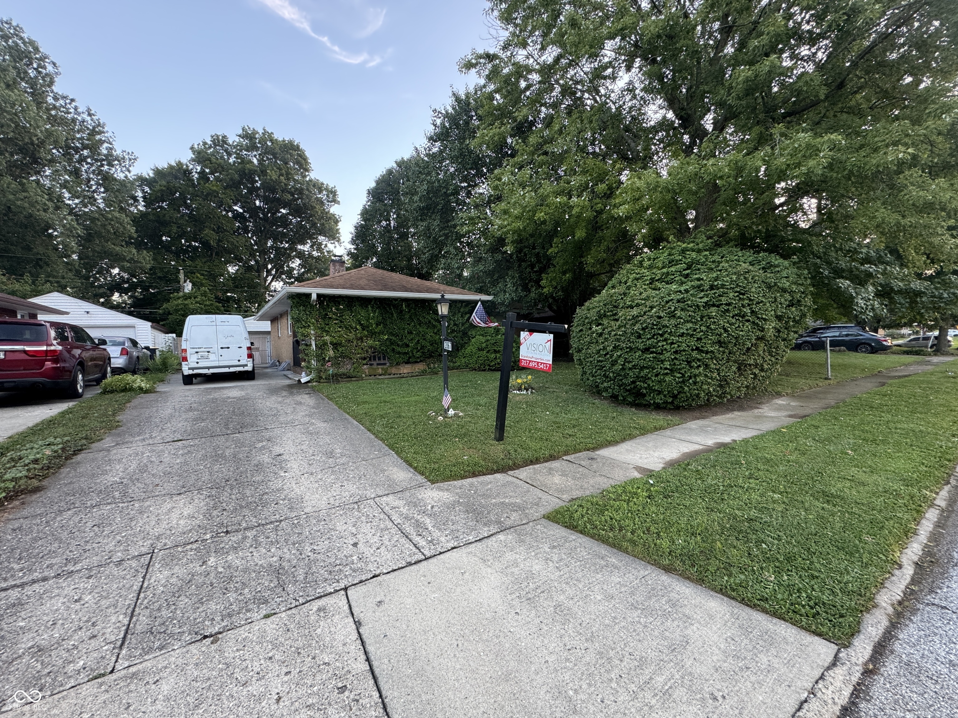 2067 Mann Drive Beech Grove IN 46107