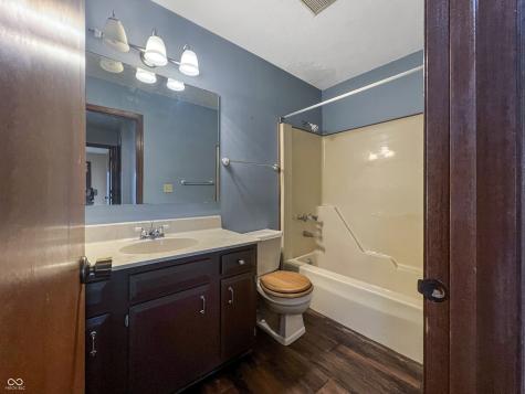 3830 Peppertree Lane Columbus IN 47203