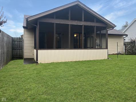 3830 Peppertree Lane Columbus IN 47203