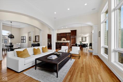 2123 Renegade Court Carmel IN 46032