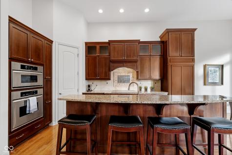 2123 Renegade Court Carmel IN 46032
