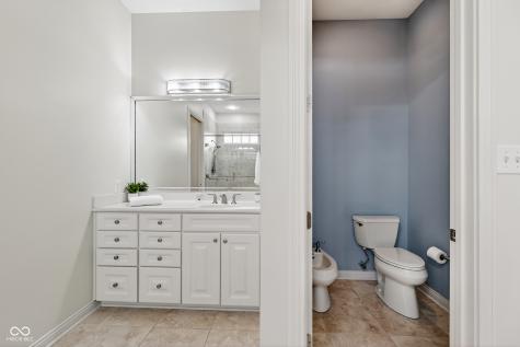 2123 Renegade Court Carmel IN 46032