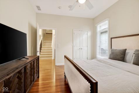 2123 Renegade Court Carmel IN 46032
