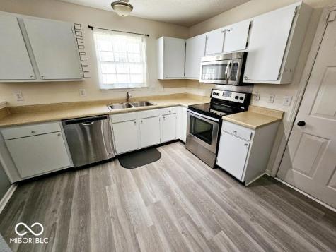 3942 Village Trace Boulevard Indianapolis IN 46254
