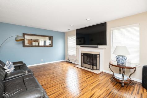 5752 Glass Chimney Lane Indianapolis IN 46235