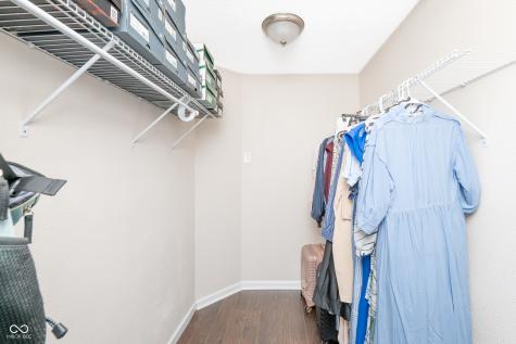 5752 Glass Chimney Lane Indianapolis IN 46235