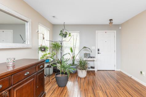 5752 Glass Chimney Lane Indianapolis IN 46235