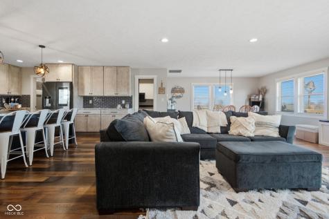 8184 S 500 Road W Edinburgh IN 46124