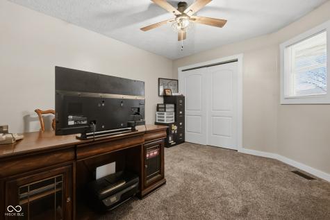 8184 S 500 Road W Edinburgh IN 46124