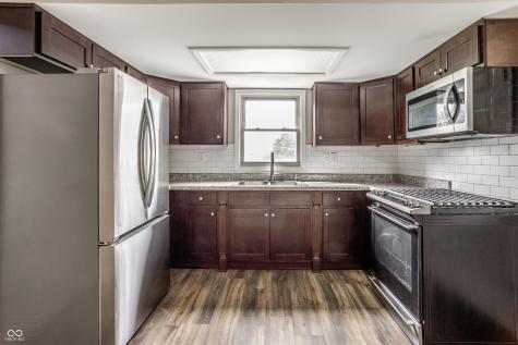 8131 Sycamore Springs Trail Indianapolis IN 46239