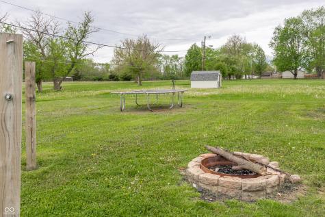 8131 Sycamore Springs Trail Indianapolis IN 46239