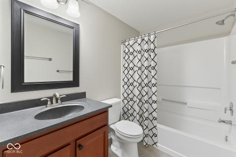 6911 Woodland Heights Drive Avon IN 46123