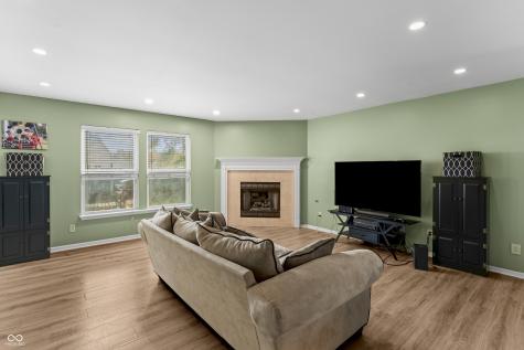 6911 Woodland Heights Drive Avon IN 46123