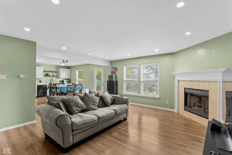 6911 Woodland Heights Drive Avon IN 46123